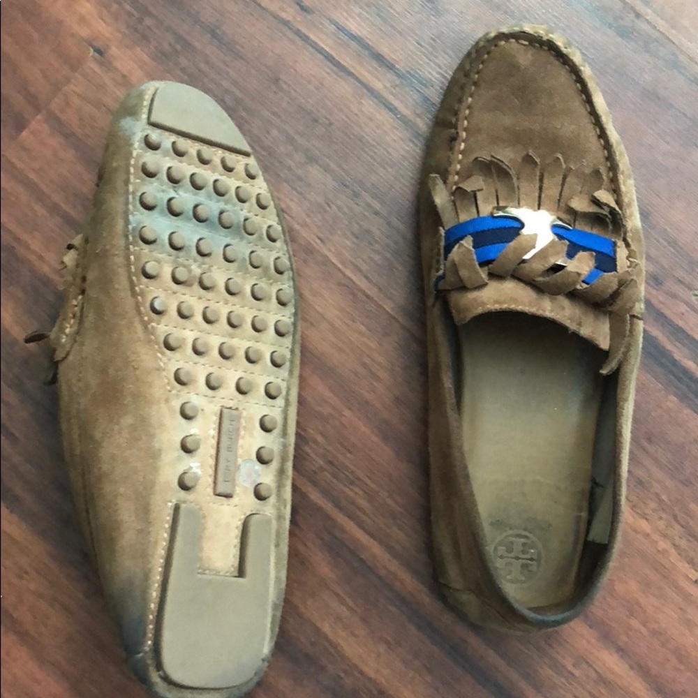 Tory Burch moccasins- sweaty, dirty, filthy, old used shoes worn without socks - Picture 8 of 16